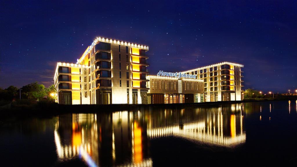 Howard Johnson Plaza Lingang Shanghai Nanhui Ngoại thất bức ảnh