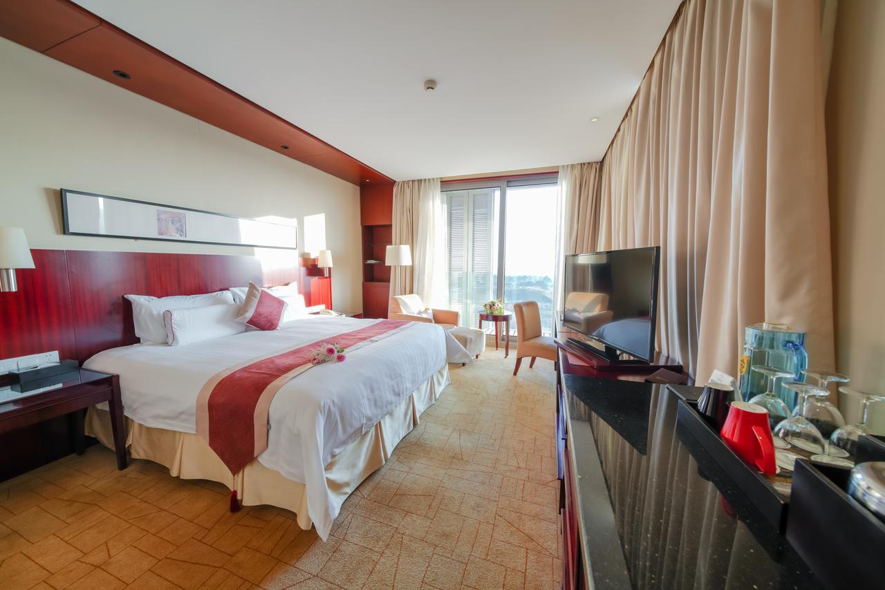 Howard Johnson Plaza Lingang Shanghai Nanhui Ngoại thất bức ảnh