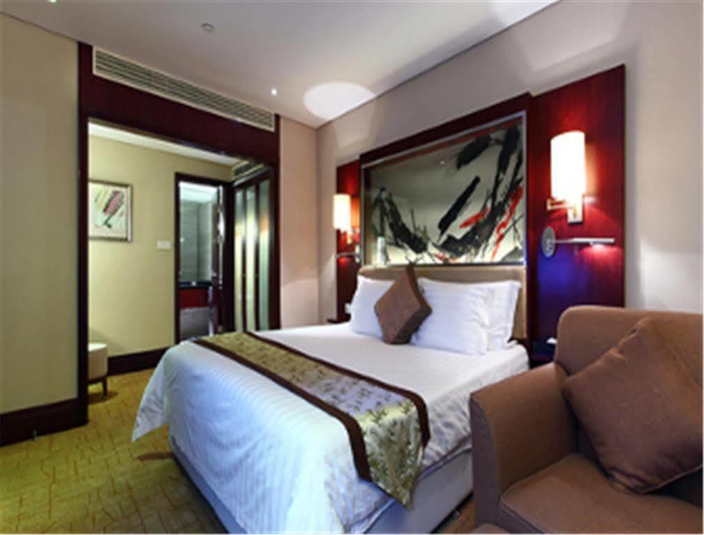 Howard Johnson Plaza Lingang Shanghai Nanhui Ngoại thất bức ảnh