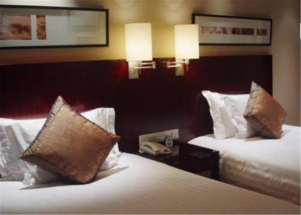 Howard Johnson Plaza Lingang Shanghai Nanhui Ngoại thất bức ảnh
